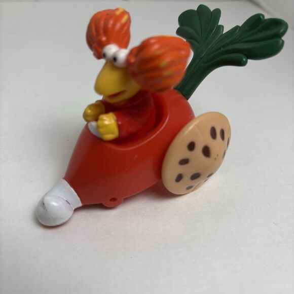 1988 Mcdonalds Happy Meal Toy Fraggle Red Fraggle Radish Car - Picture 1 of 6
